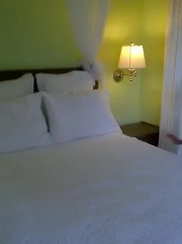 Firefly Cottage Canefield Villa